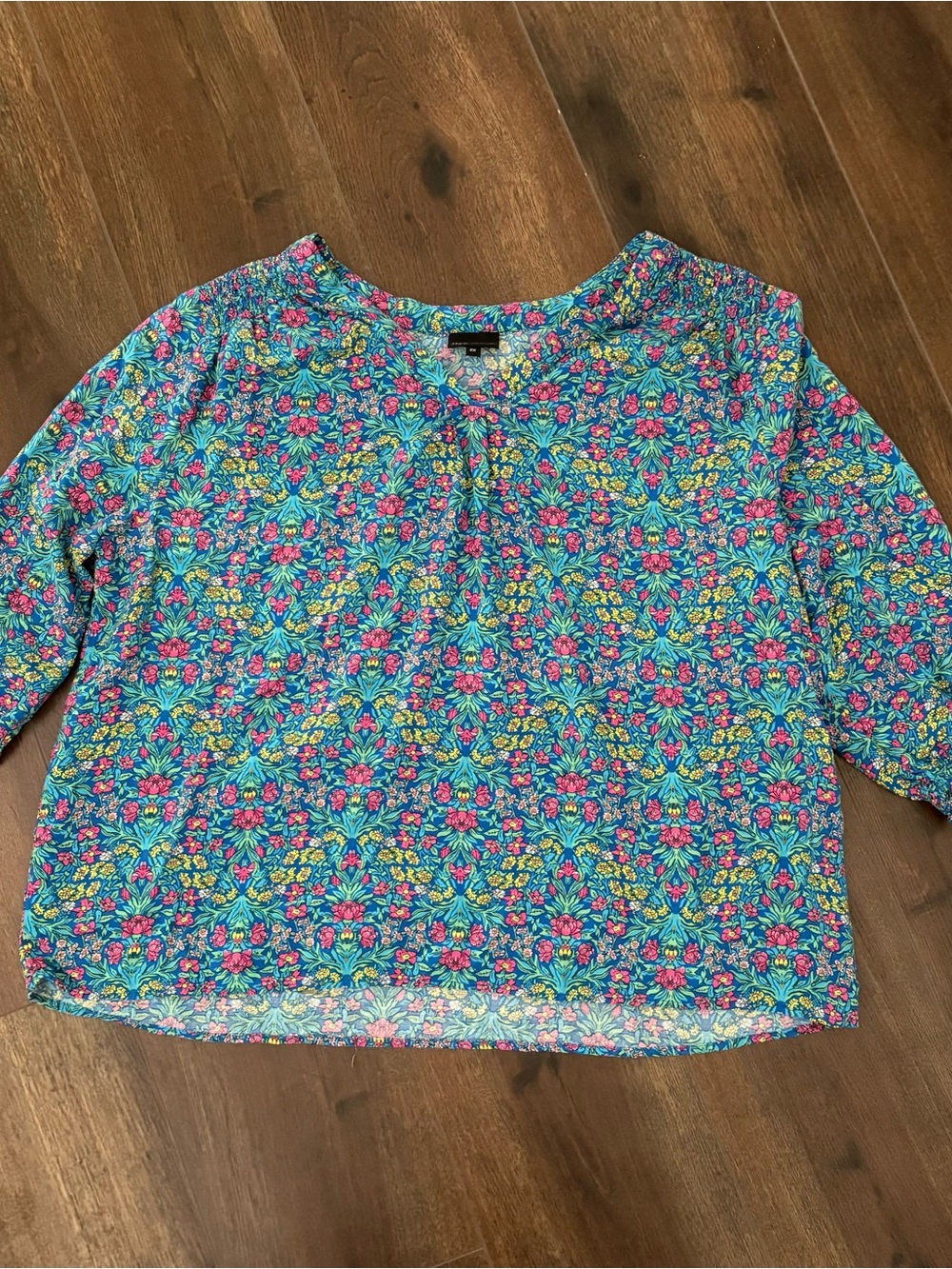 Jones New York Floral Print Vneck Blouse - Blue Pink Green